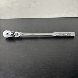 Craftsman USA 3/8” Drive Flex-Head Ratchet Wrench Series -V- 42791 Oil Port R11